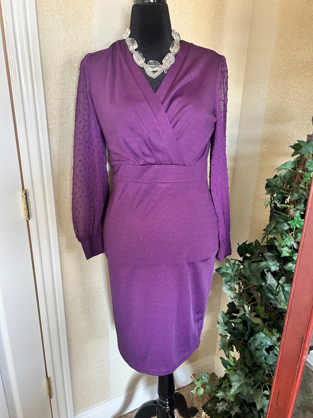 Grace Karin Plum dress. Swiss Dot Sheer Sleeve. Size Large.